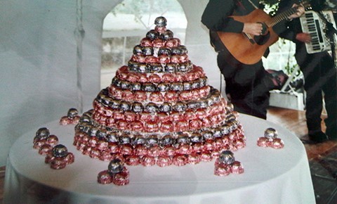 Teacakes as a wedding cake